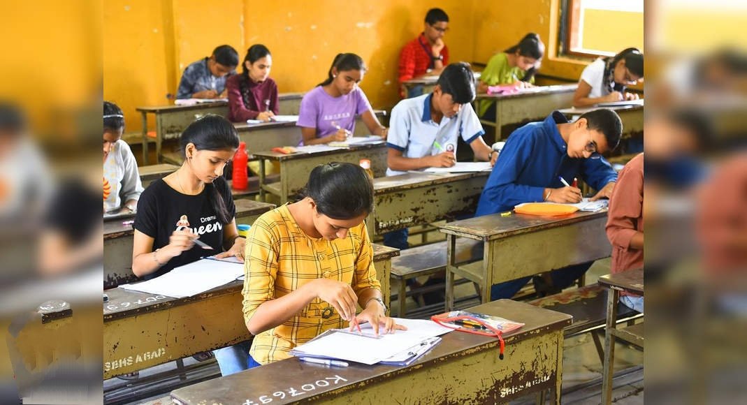 Pg first semester 2019-2021 examination form fill started from 11-02-2021