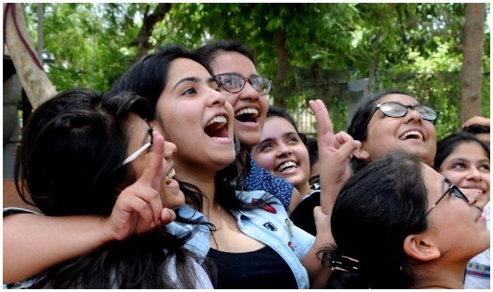 Bihar board 10th result 2021: बिहार बोर्ड 10वीं रिजल्ट में लड़कियों का दबदबा, देखें टॉप-10 छात्रों की सूची